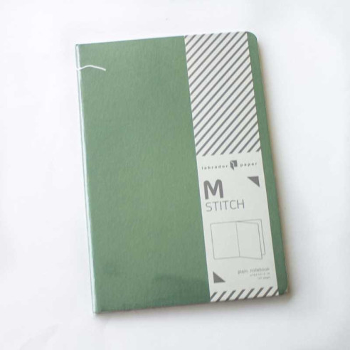 Cuaderno Stitch de papel reciclado con líneas color Verde