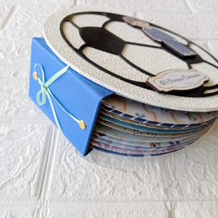 Álbum de Primera Comunión con forma de balón de fútbol 2