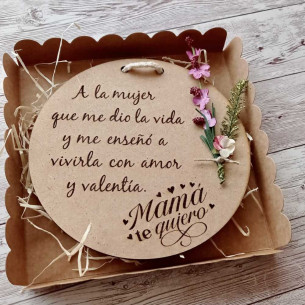 Placa de madera "A la mujer que me dio la vida" 2