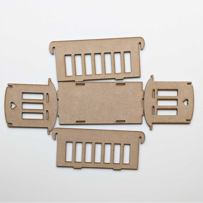 Cuna de madera para decorar