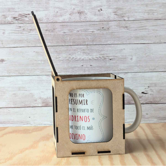 Taza No es por presumir pero en el reparto de padrinos a mi me toco el mas divino