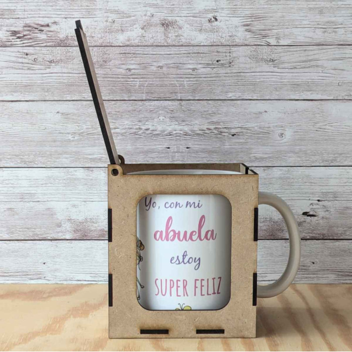 Taza Yo con mi abuela estoy superfeliz