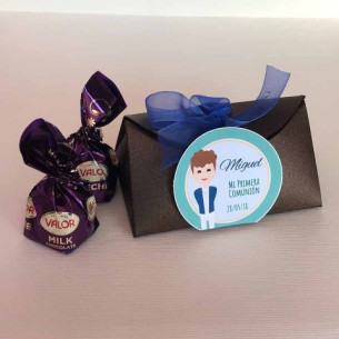 Caja con bombones para detalle de primera Comunión 2