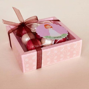 Caja con bombones para detalle de primera Comunión 2