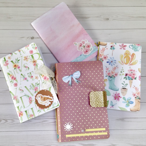 Midori de ecopiel puntos Foil - Rosa