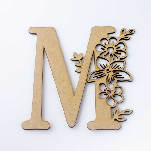 Letra de madera "M"